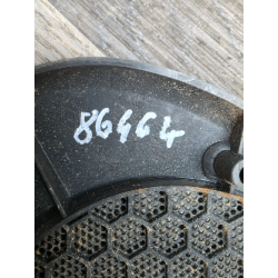 grille haut parleur droit tableau de bord renault clio 7700826184