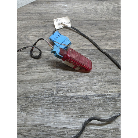 Eclairage de Porte Rouge AUDI A4 2.5 V6 TDI 150CV 2000