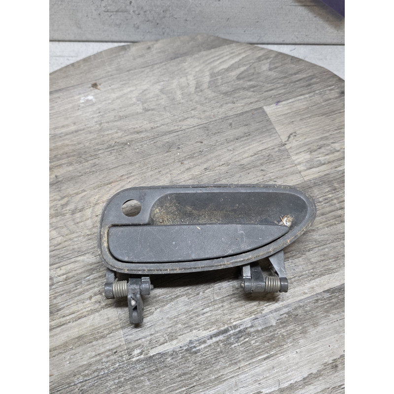 poignee de porte exterieur avant gauche renault safrane 7700816568