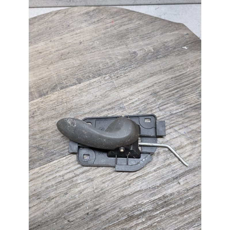 poignee ouverture de porte interieur droit fiat punto 735267590
