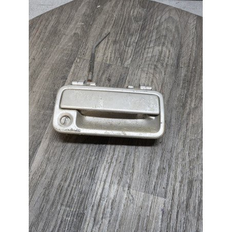 poignee porte exterieur avant droit rover serie MG 200 400 CXB10114