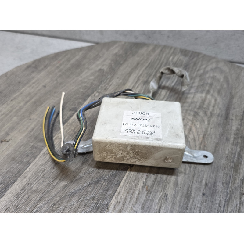 relais commande essui glace rover 200 400 mg 38370-st3-e011-m1