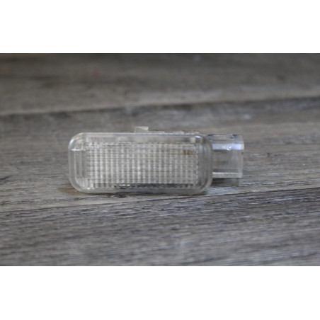 eclairage interieur audi a6 break 2000 4b0947415