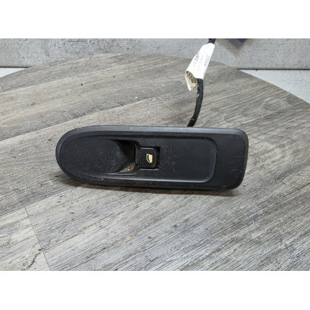 bouton commande leve vitre avant droit avec bloc support peugeot 308 p308 96565184xt