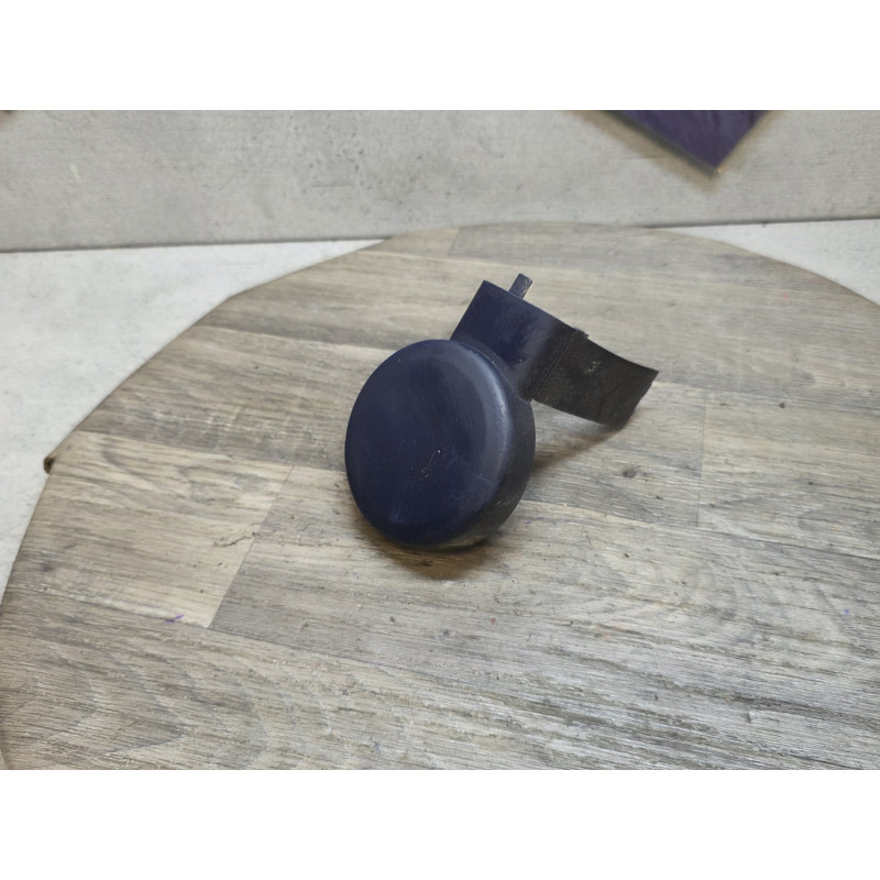 cache plastic lateral accoudoir centrale audi 1017594