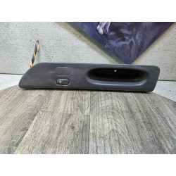 bouton commande leve vitre droit renault Laguna 1 7701686439 7700822334