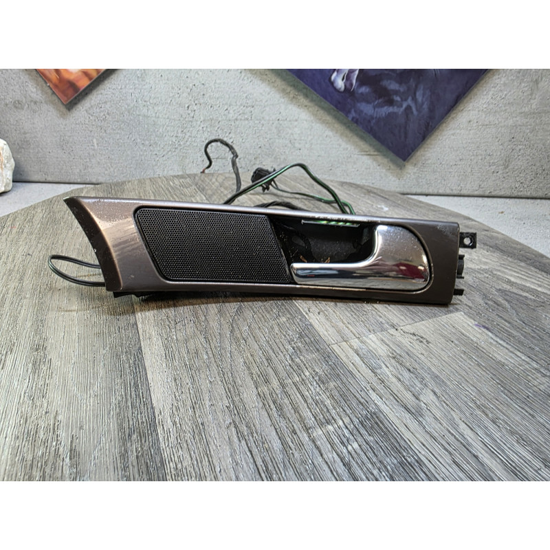 poignee interieur droit emplacement tweeter audi a6 2000 4b9837020 4b0035399