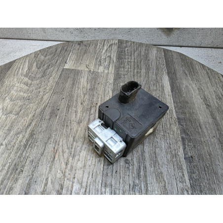boitier verrou verrouillage immobiliser colonne de direction  renault 8200033233