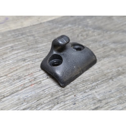 crochet de fixation audi a8 4a0861337