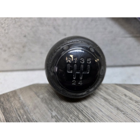 pommeau de levier de vitesse seat ibiza 2008