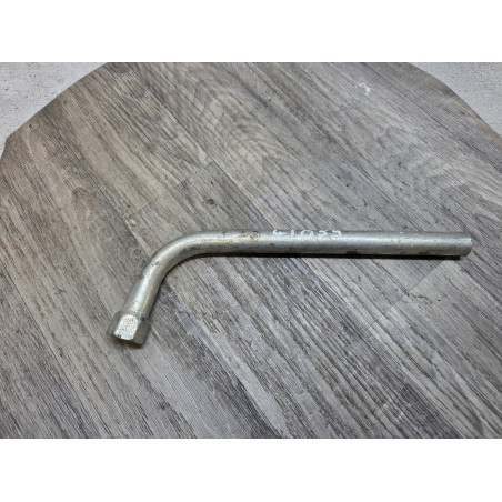 manivelle de cric 19