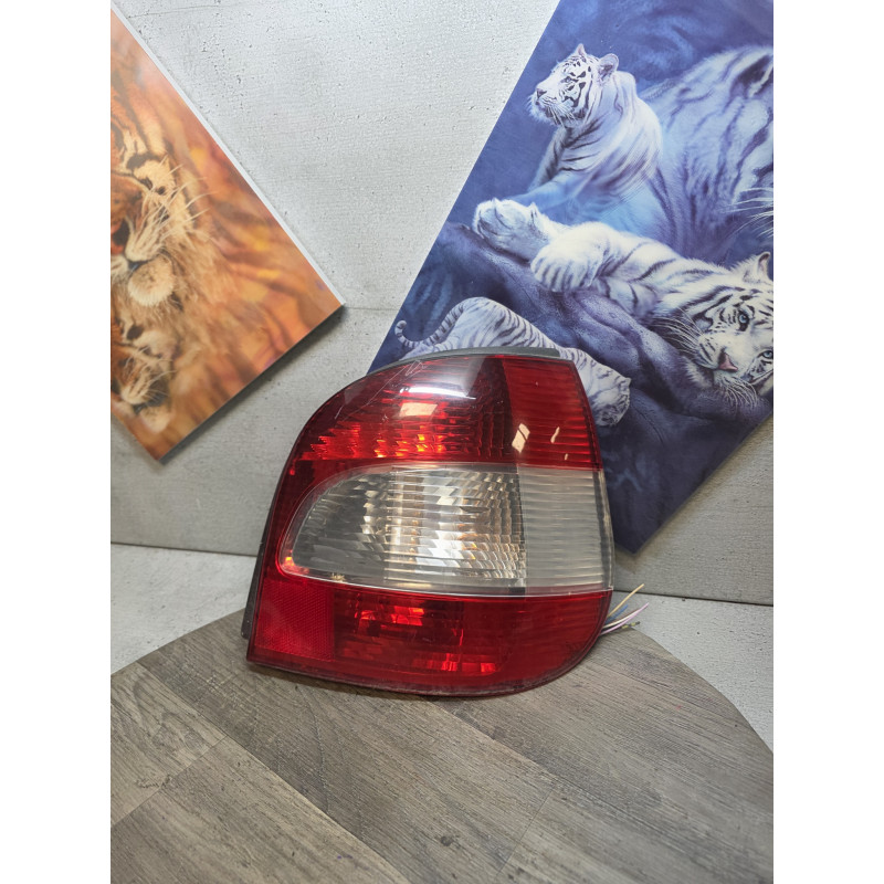 feu arriere droit renault scenic 1 phase 2