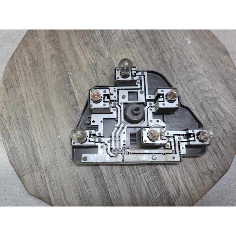 platine porte ampoule feu arriere gauche bmw e39 8363565