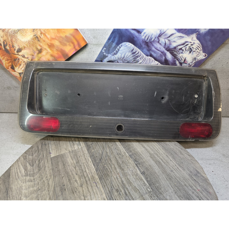 support plaque immatriculation antibrouillard audi a6 4b9945685