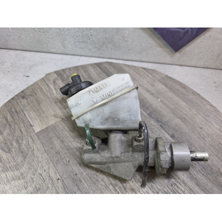 maitre cylindre avec bocal RENAULT CLIO 1,9D