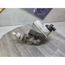 maitre cylindre avec bocal RENAULT CLIO 1,9D