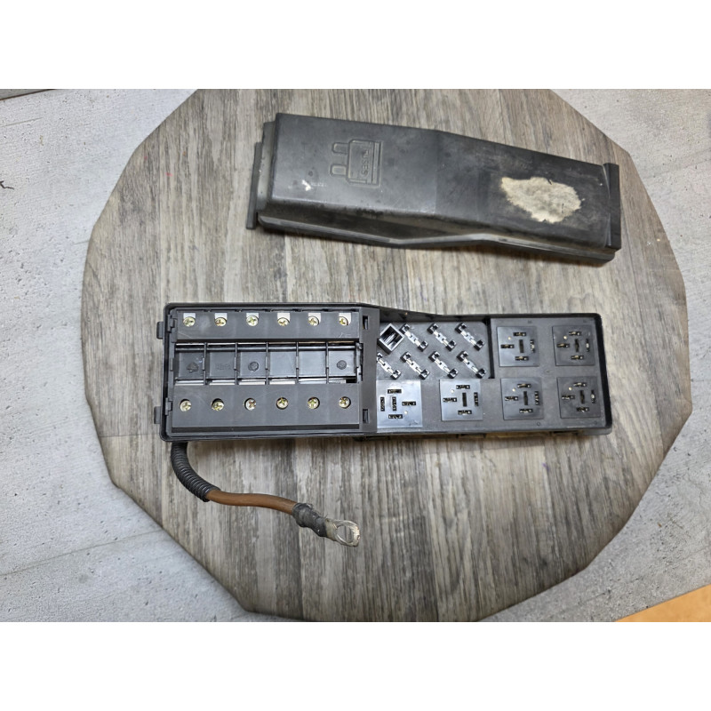 boite a fusible range rover P38 rover 200 400 MG  yqe10074 104105112390