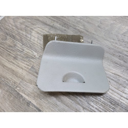 plastic trappe porte fusible tableau de bord renault megane scenic 1 7700849148