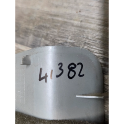 plastic trappe porte fusible tableau de bord renault megane scenic 1 7700849148