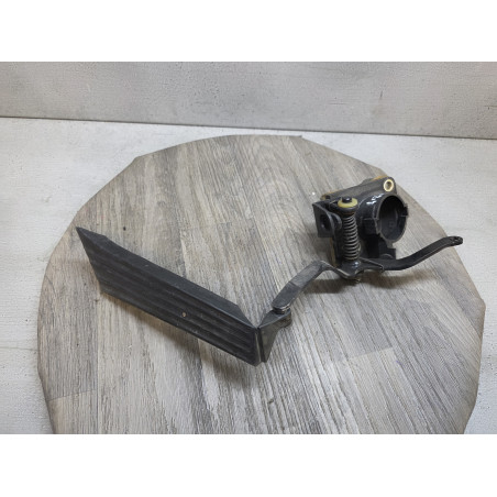 pedale accelerateur BMW e36 13336869211