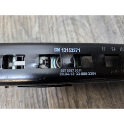 patte reglage hauteur de ceinture securite opel corsa D 13153271