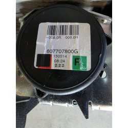 enrouleur de ceinture avant droit avec pretensionneur Opel corsa D 13290239 13180608 607707800G