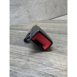 gache crochet pedoncule ceinture de securite arriere opel corsa D 604620761H