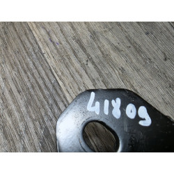 gache crochet pedoncule ceinture de securite arriere opel corsa D 604620761H