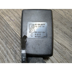 gache crochet pedoncule ceinture de securite arriere opel corsa D 604620761H