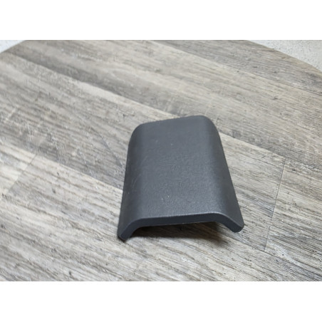 plastic habillage siege opel corsa D 13240696