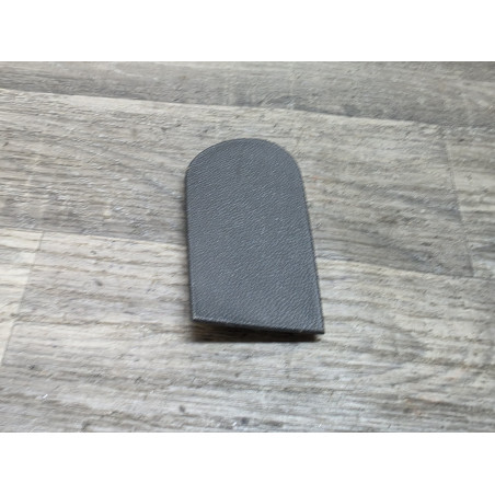 plastic habillage coffre opel corsa D 13238215