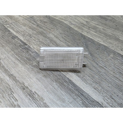 eclairage interieur coffre opel corsa D 90306633 1747044