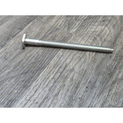 vis de fixation roue de secours opel corsa D