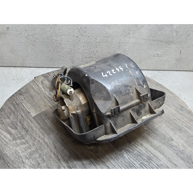 pulseur d air opel cors ascona 90034824