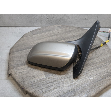retroviseur gauche electrique mazda 323      pour bricoleur