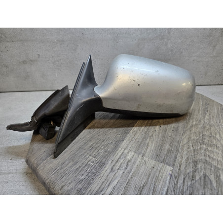 retroviseur avant gauche electrique glace cassee  audi A4 2000