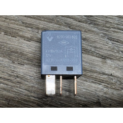 relais bleu 4 broches 12V renault 8200900820