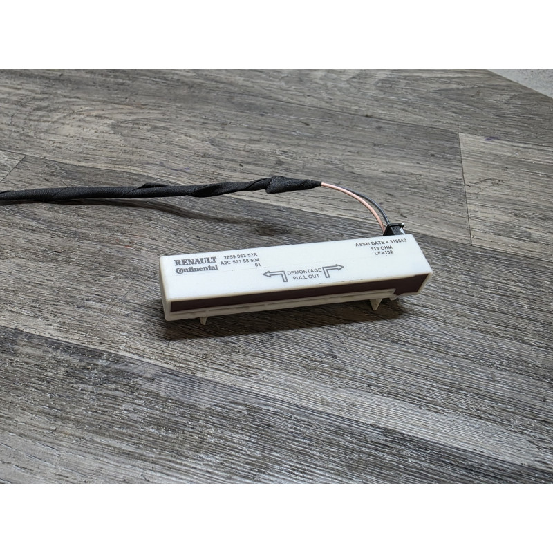 amplificateur d antenne commande fermeture centralise renault grand scenic 3 285906352r