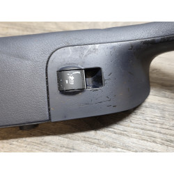 bouton leve vitre avec poignee droit audi A4 8e1867174