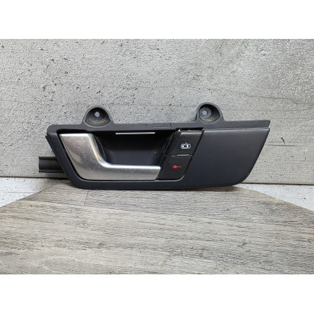 poignee ouverture interieur porte avant gauche avec bouton fermeture centralise audi A4 B6 8e1837019