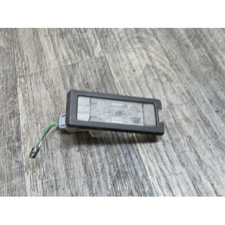 eclairage de plaque renault dacia 8200013577