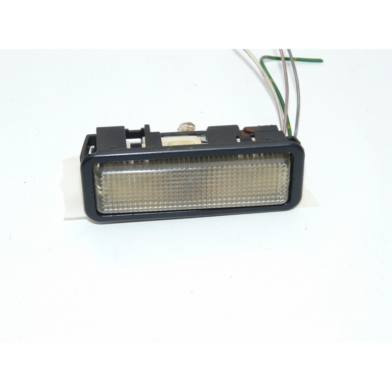 eclairage plafonnier interieur peugeot 106 p106