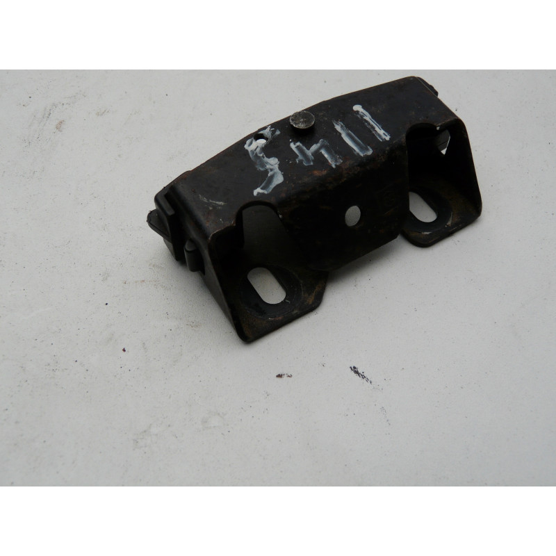 gache coffre peugeot 106 p106