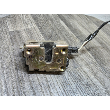 gache porte avant gauche centralise renault 19 r19