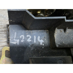 gache de porte arriere droit fiat punto 1