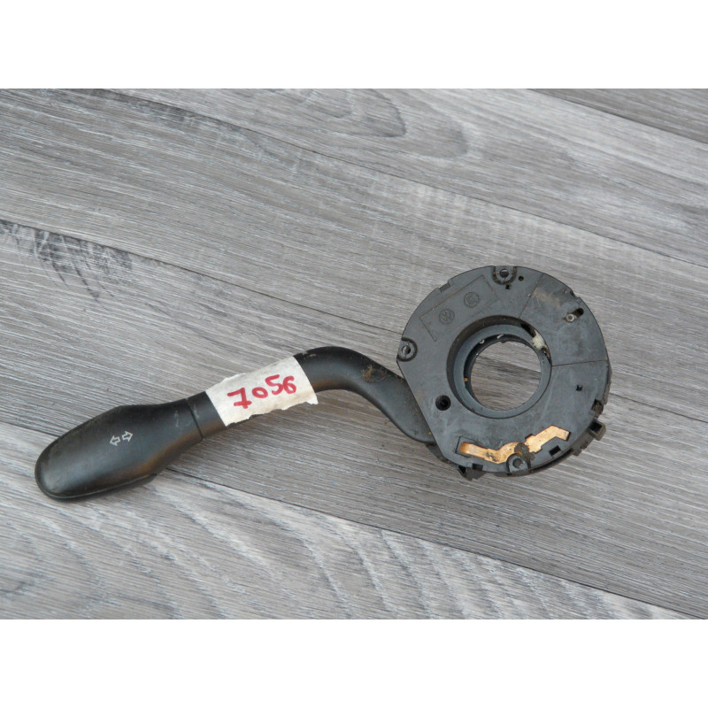 commodo clignotant VW VOLKSWAGEN dot sae 2391 jk 007