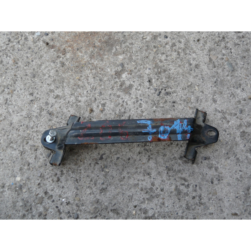 patte fixation batterie peugeot 206