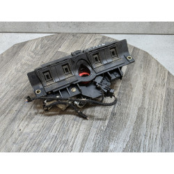 poignee serrure hayon audi a6 c5 4B0827565