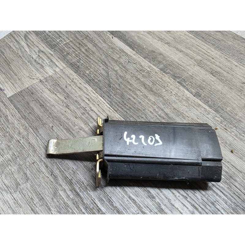 arret porte mercedes w124 A1267200016