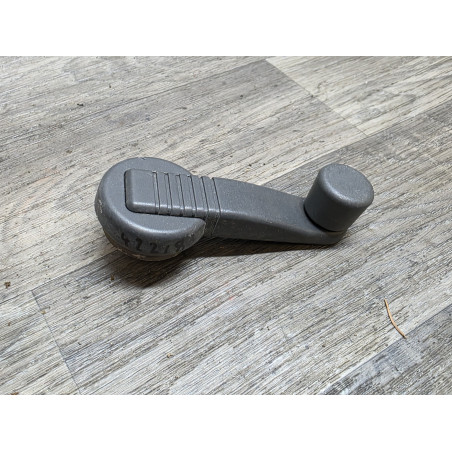 poignee leve vitre manuel renault 7700794752